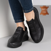 Черни дамски кожени обувки с декоративна перфорация и ортопедично ходило