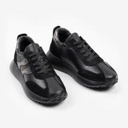 Черни дамски маратонки от естествена кожа със сребристи детайли и комфортна подметка