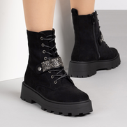 Черни стилни дамски боти от велур с връзки и блестящи камъни